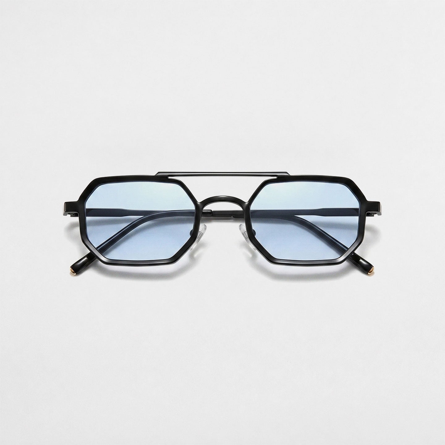 MONTREAL | Carbon